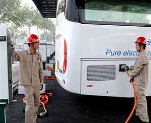 新能源汽车钣金构件